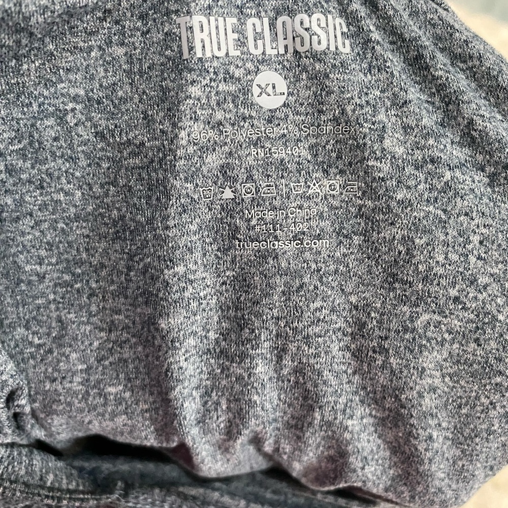 2-pack Gray and Black Hooded Sweatshirts Casual Fit - Picture 4 of 13